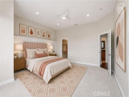 38  Golden Star  , Irvine, CA