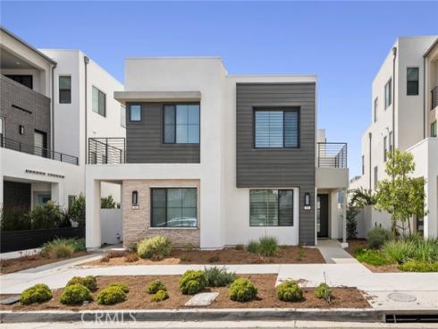 305  Novel  , Irvine, CA