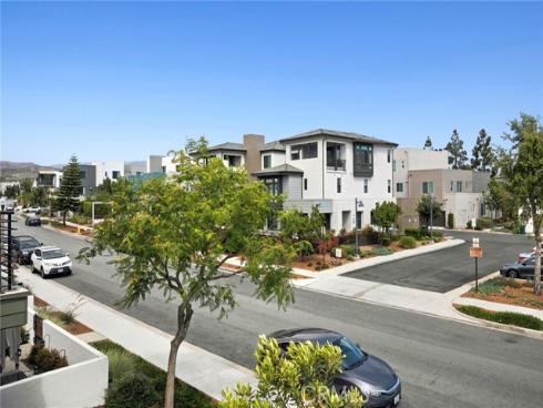 305  Novel  , Irvine, CA