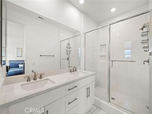 144 Paramount , Irvine, CA