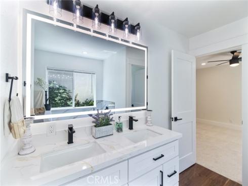 4122 Loma , Irvine, CA