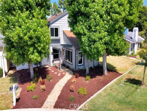 15  Snowapple  , Irvine, CA