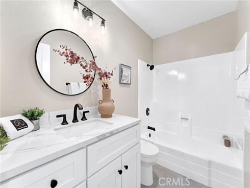 15  Snowapple  , Irvine, CA