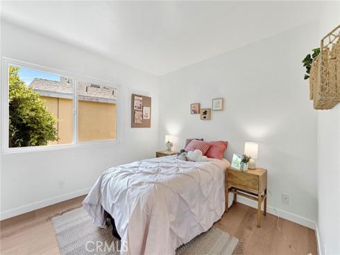 15  Snowapple  , Irvine, CA