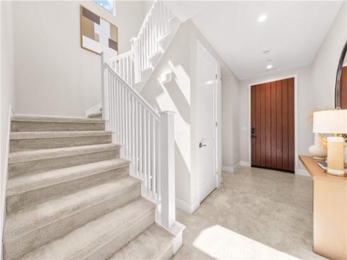 147 Fairgreen , Irvine, CA