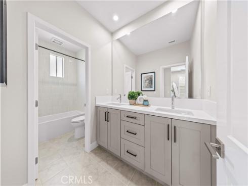 147 Fairgreen , Irvine, CA