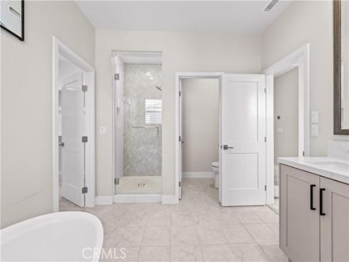 147 Fairgreen , Irvine, CA