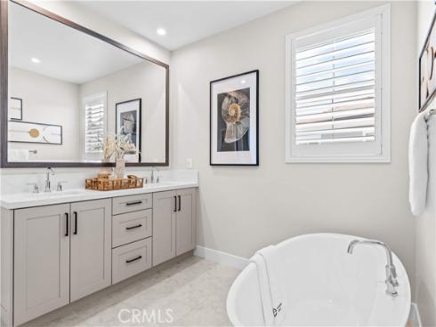 147 Fairgreen , Irvine, CA
