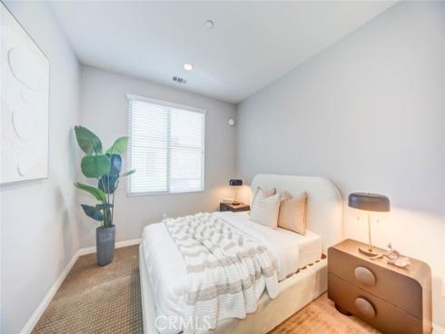 115  Neptune  , Irvine, CA