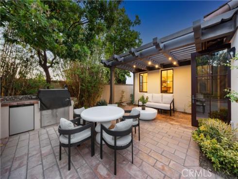 27  Vernal  , Irvine, CA