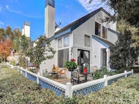 51 Greenmoor , Irvine, CA