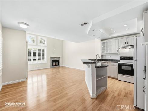 51 Greenmoor , Irvine, CA