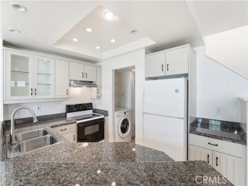 51 Greenmoor , Irvine, CA