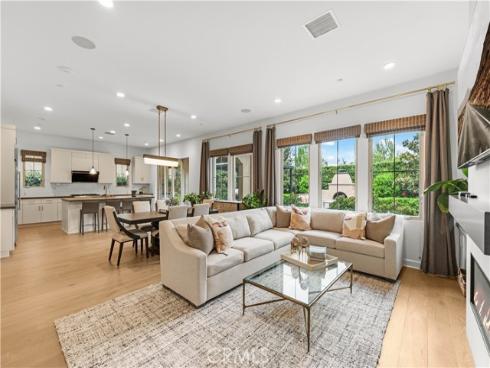 121 Whisper Rock , Irvine, CA