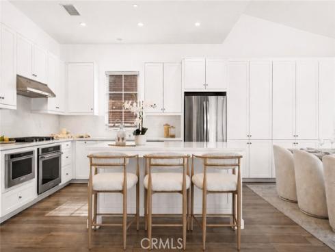 162 Winnett , Irvine, CA