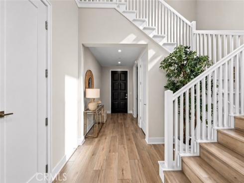 162 Winnett , Irvine, CA