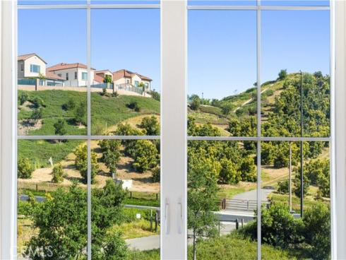 162 Winnett , Irvine, CA