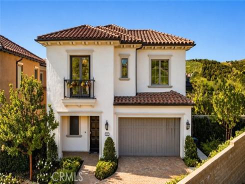 162 Winnett , Irvine, CA