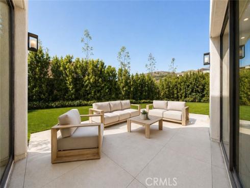 162 Winnett , Irvine, CA