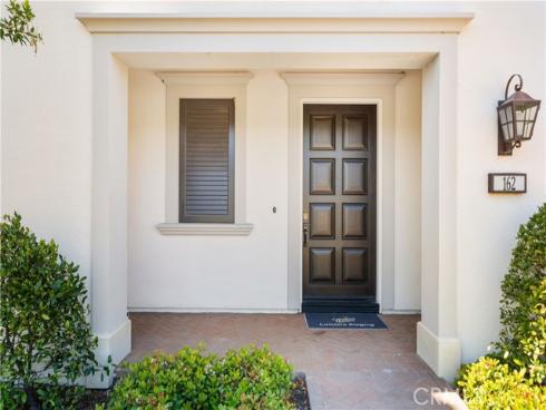162 Winnett , Irvine, CA