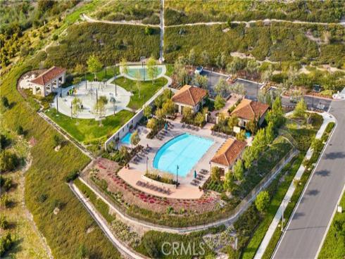 162 Winnett , Irvine, CA