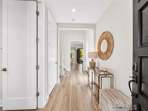 162 Winnett , Irvine, CA