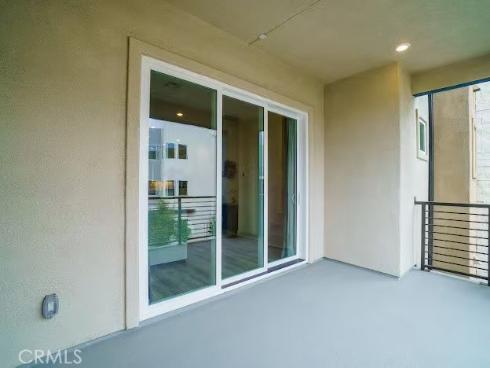 352  Tank  , Irvine, CA