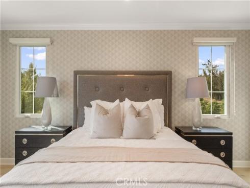 136 Salt Spg , Irvine, CA