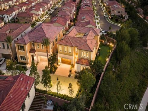 136 Salt Spg , Irvine, CA