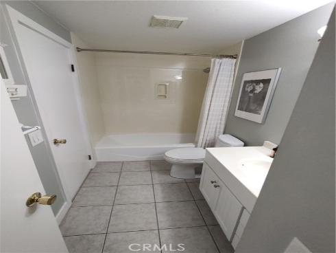 36 Woodleaf , Irvine, CA