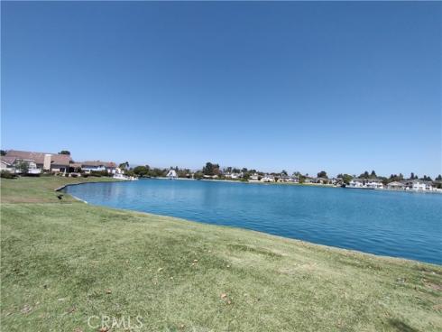 36 Woodleaf , Irvine, CA