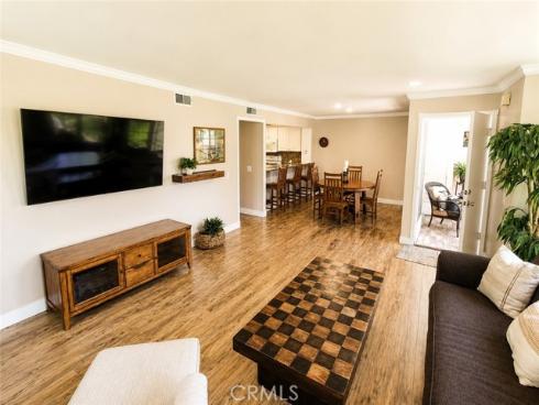 36 Woodleaf , Irvine, CA
