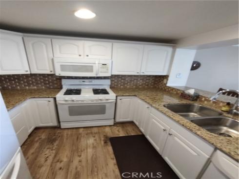 36 Woodleaf , Irvine, CA