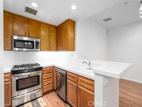 127 Jadestone , Irvine, CA