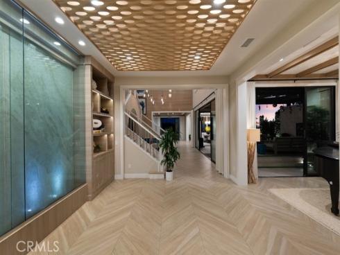 100 Boulder Pass , Irvine, CA