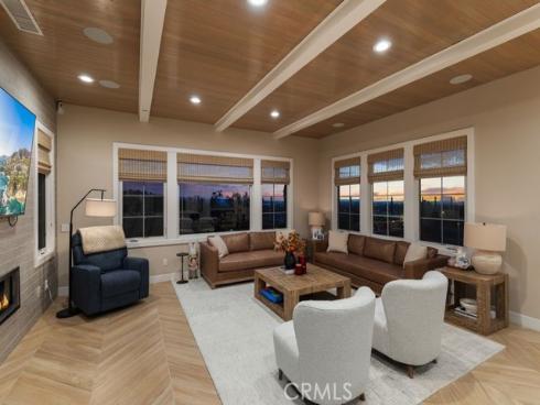 100 Boulder Pass , Irvine, CA
