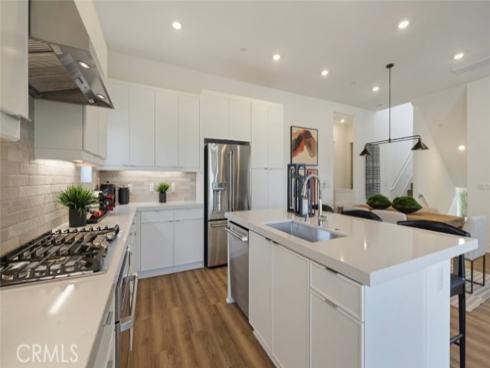 312 Junco , Irvine, CA