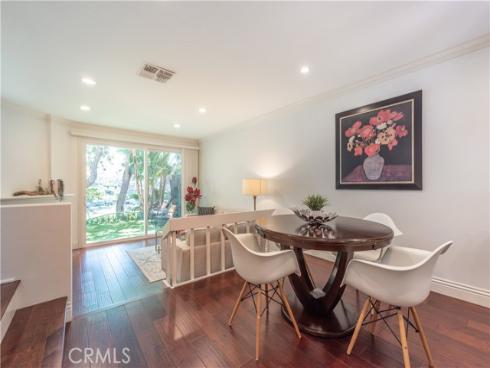 249 Pineview , Irvine, CA