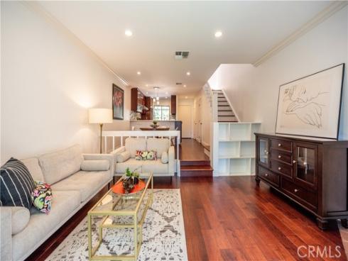 249 Pineview , Irvine, CA
