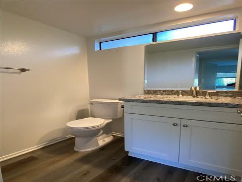 4  Windwood  , Irvine, CA