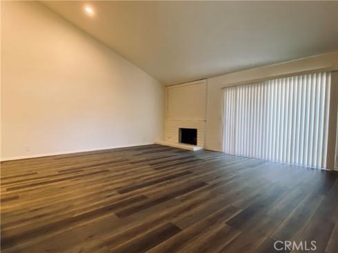 4  Windwood  , Irvine, CA