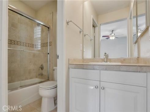 22 Duet , Irvine, CA