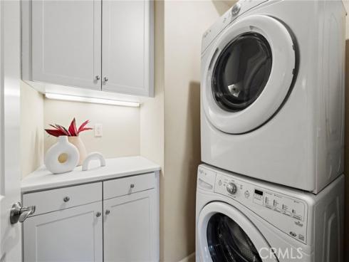 41  Coleridge  , Irvine, CA