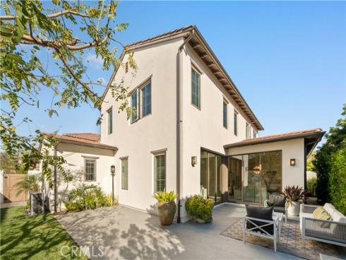 126  Bellini  , Irvine, CA