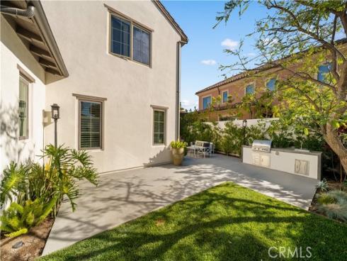 126  Bellini  , Irvine, CA