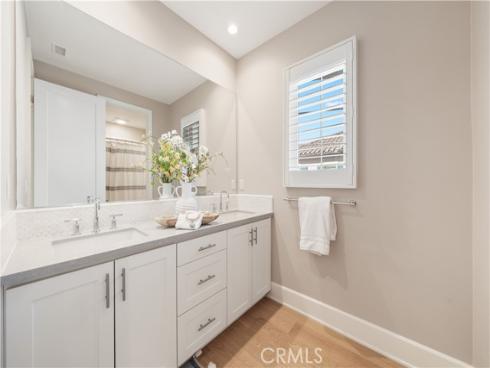 126  Bellini  , Irvine, CA