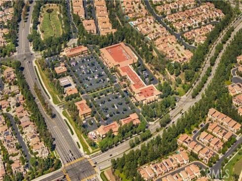 126  Bellini  , Irvine, CA