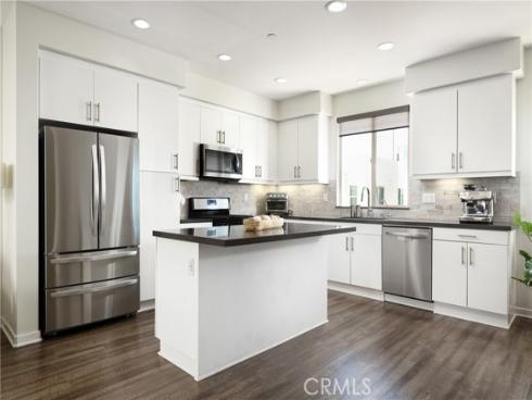 108 Cadence , Irvine, CA