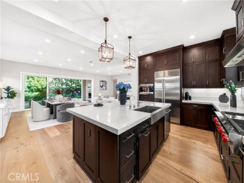 66 Bolide , Irvine, CA