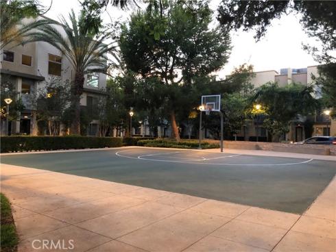 2412 Nolita , Irvine, CA